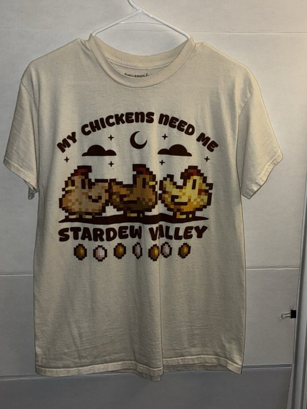 Official Stardew Valley Chickens Puff Print T-Shirt from Hot Topic 8-bit Sz Med